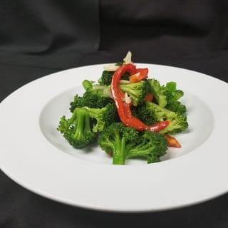 BROCCOLI SALAD